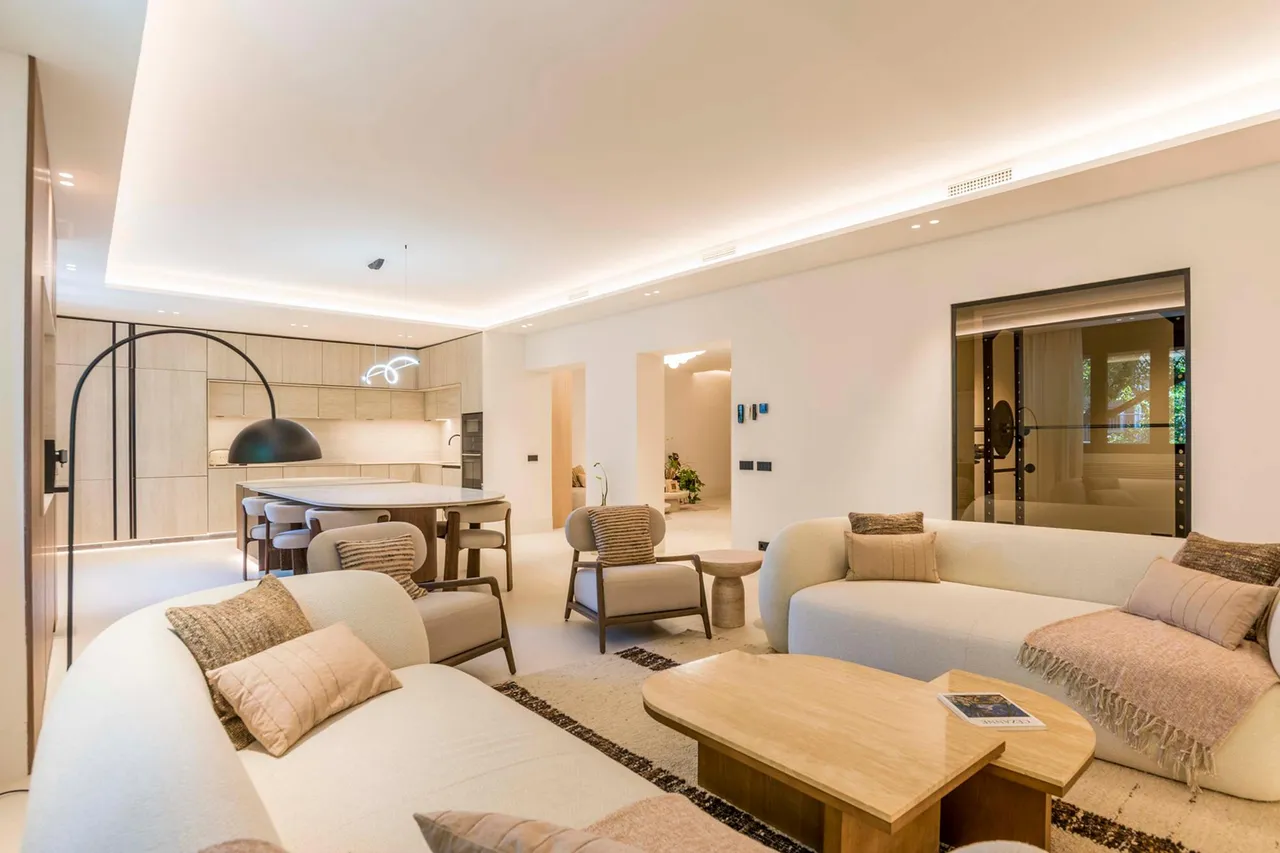 living - Piso de 444m² en venta en Castellana, Madrid - gallery - 4