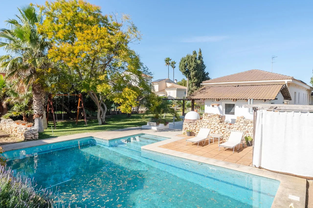living - 453m² house / villa for sale in La Eliana, Valencia - gallery - 2