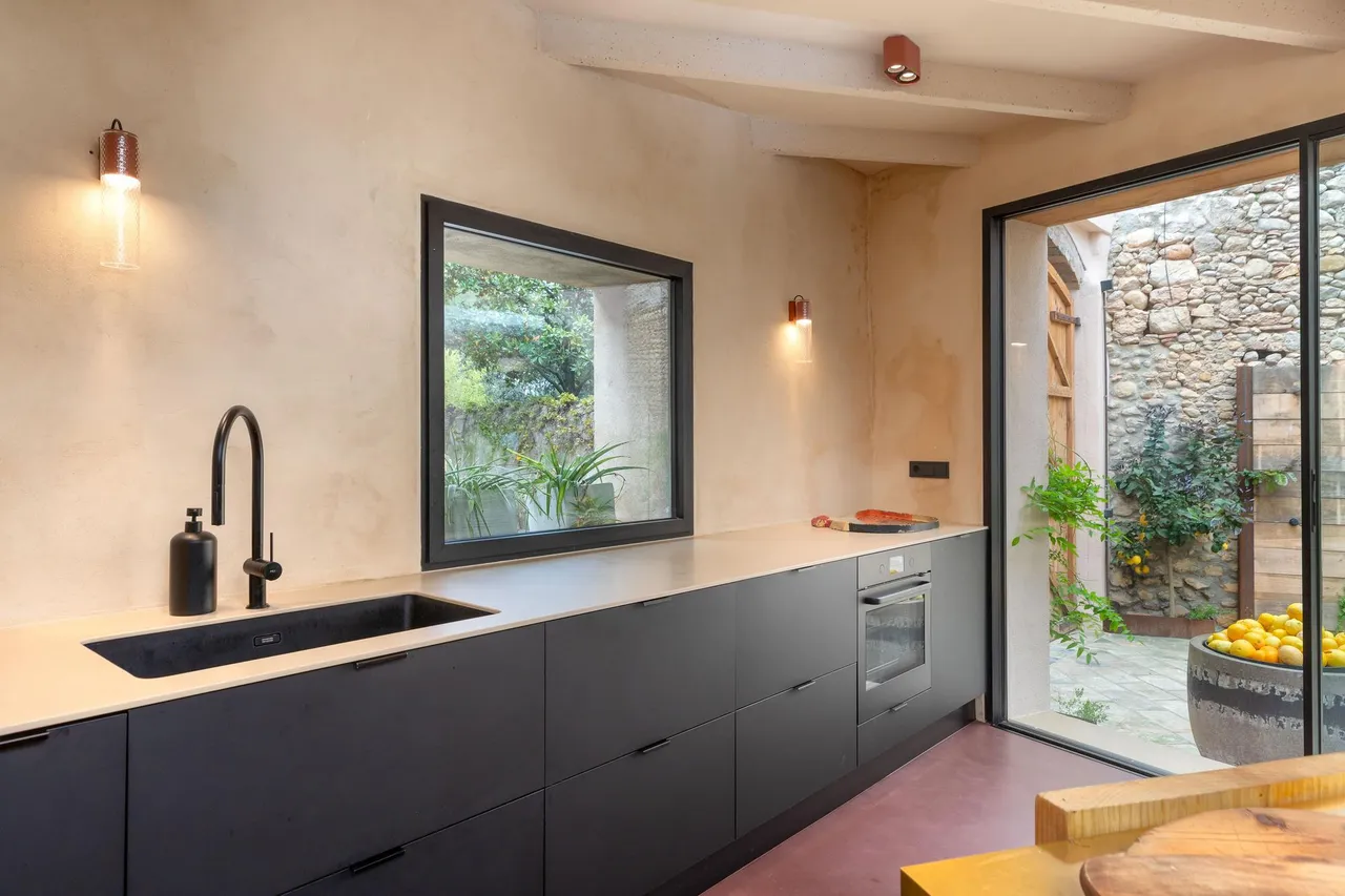 living - Masia de 374m² en venta en Alt Empordà, Girona - gallery - 10