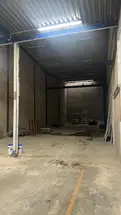 logistics - Activités / Bureaux À Louer - gallery thumbnail - 3