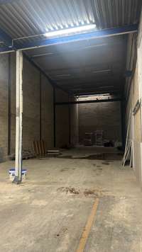 logistics - Light Industrial Premises / Offices For Rent - gallery thumbnail - 3