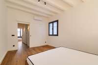 living - Piso de 101m² en venta en El Born, Barcelona - gallery thumbnail - 10