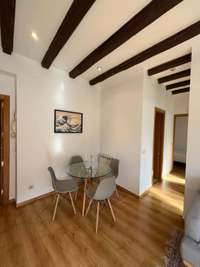 living - Ático de 81m² en alquiler en Universidad, Madrid - gallery thumbnail - 10