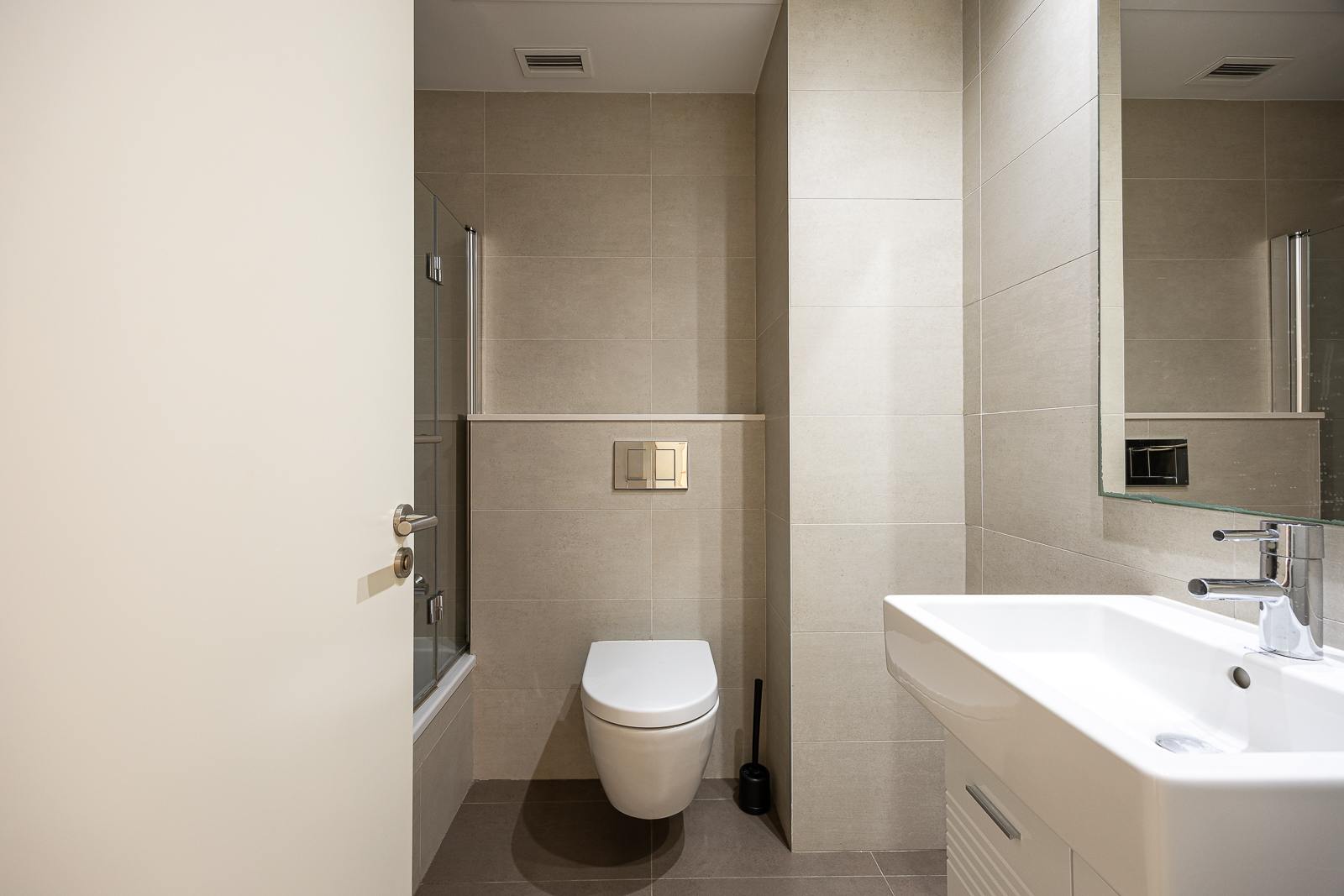 living - 92m² apartment for sale in Gótico, Barcelona - gallery thumbnail - 9