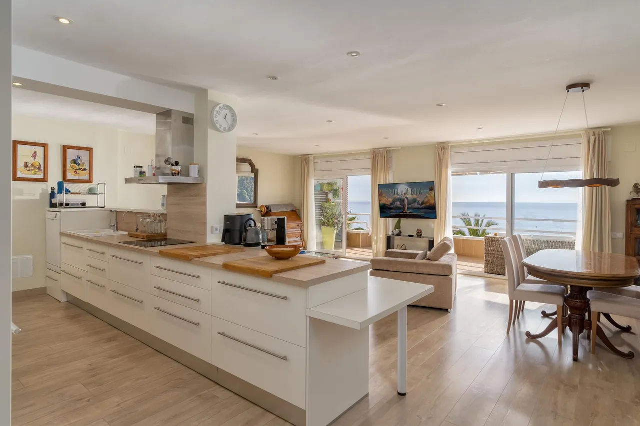 living - 194m² apartment for sale in Lloret de Mar, Costa Brava - gallery - 3