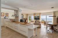 living - Piso de 194m² en venta en Lloret de Mar, Costa Brava - gallery thumbnail - 3