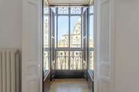 living - Piso de 140m² en alquiler en Palacio, Madrid - gallery thumbnail - 4