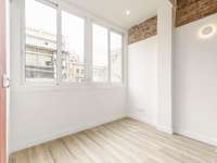 living - 75m² apartment for sale in Eixample Right, Barcelona - gallery thumbnail - 9