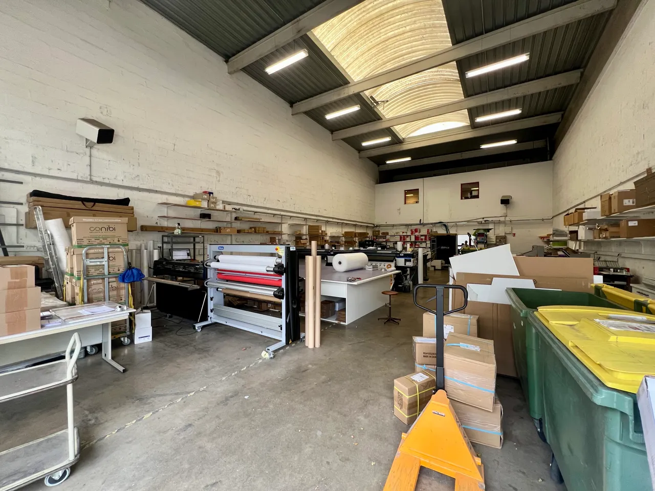 logistics - Activités / Bureaux À Louer - gallery - 3