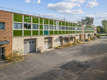 logistics - Light Industrial Premises / Offices For Rent - featured