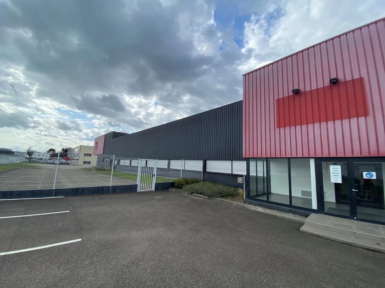 logistics - Entrepôt Logistique À Louer - gallery - 5