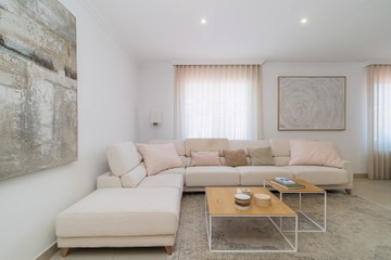 living - Piso de 112m² en venta en Eixample Izquierdo, Barcelona - featured