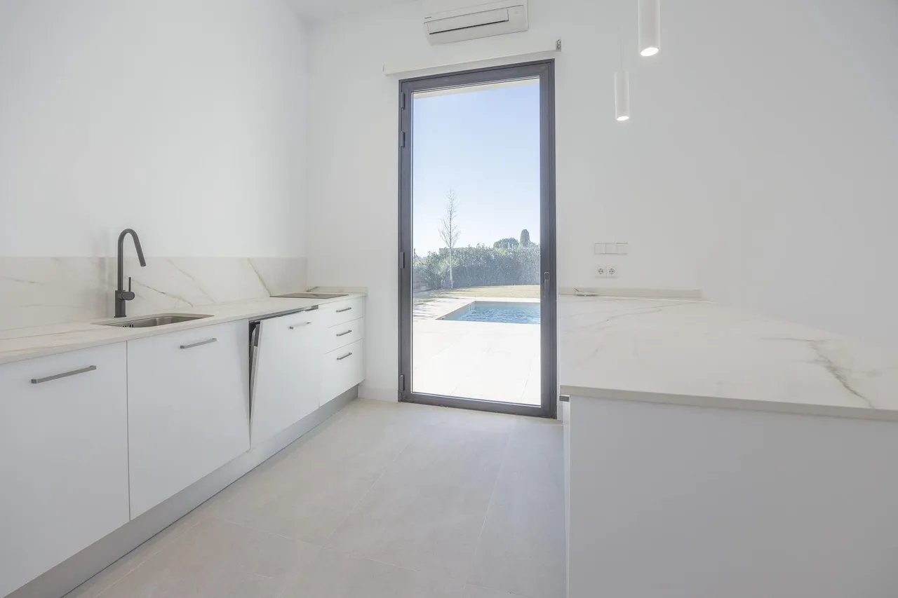 living - Casa / villa de 390m² con 1,129m² de jardín en venta en Los Monasterios - gallery - 7
