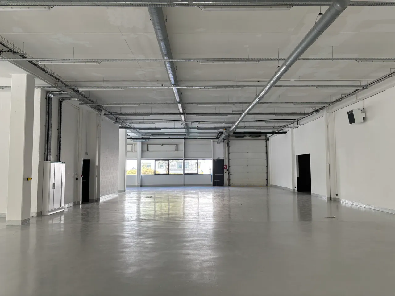 logistics - Local d’activités À Louer - gallery - 5