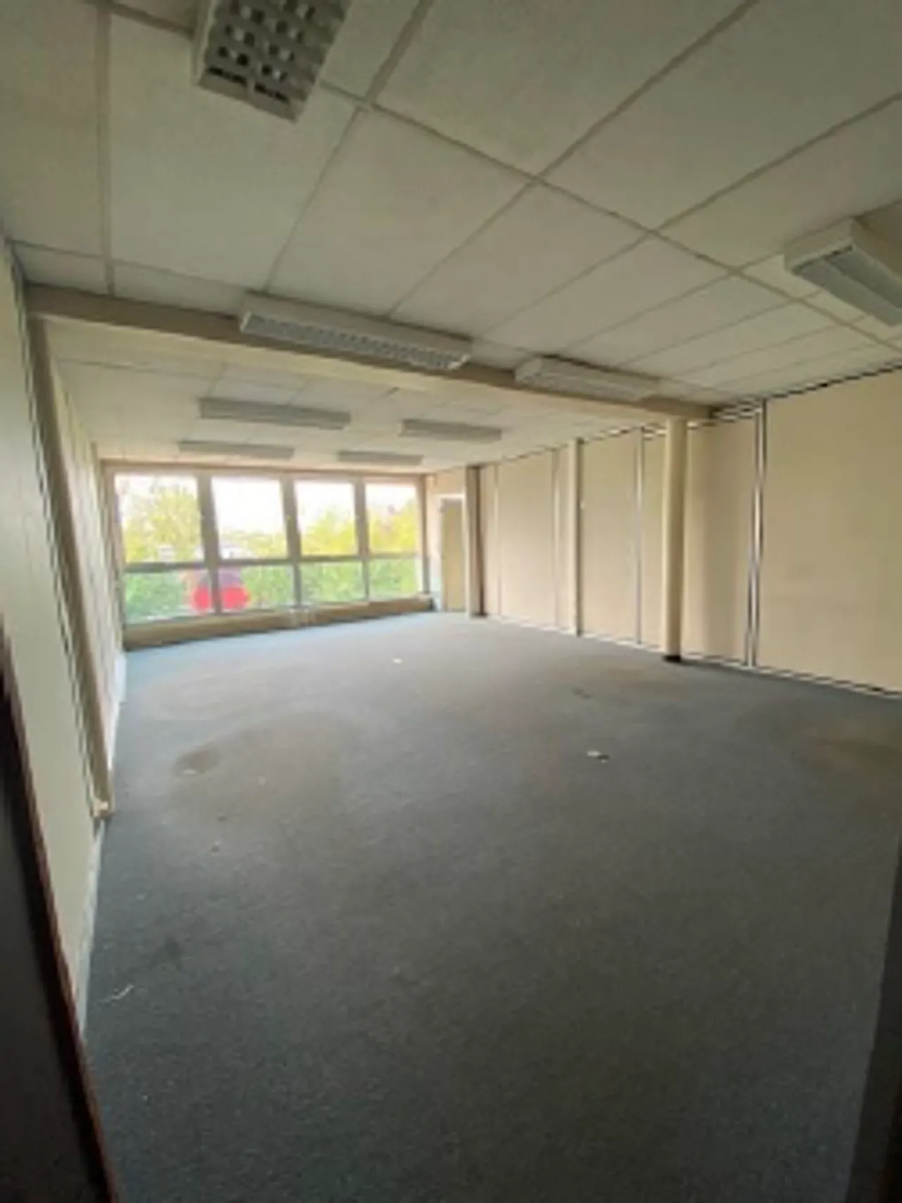 logistics - Warehouse For Rent - gallery - 8
