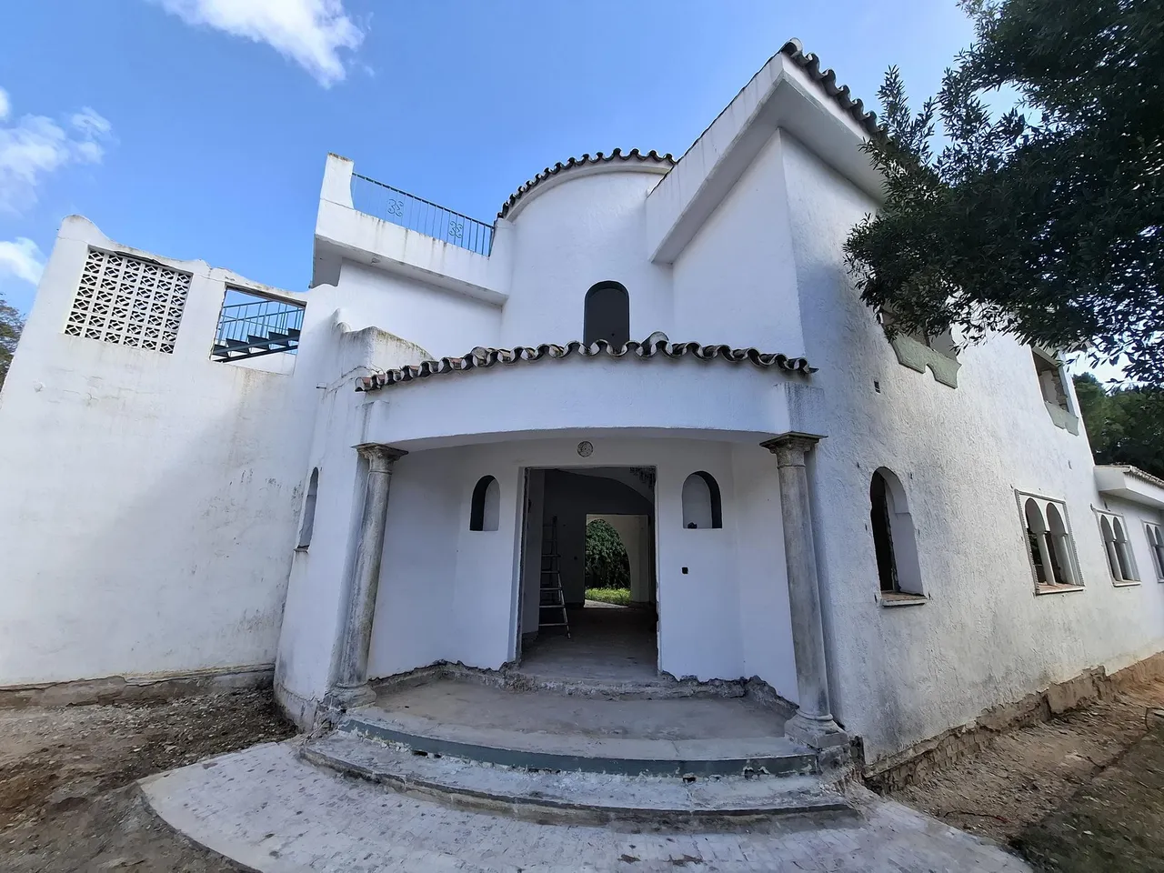living - 639m² house / villa with 156m² terrace for sale in Golden Mile - gallery - 8