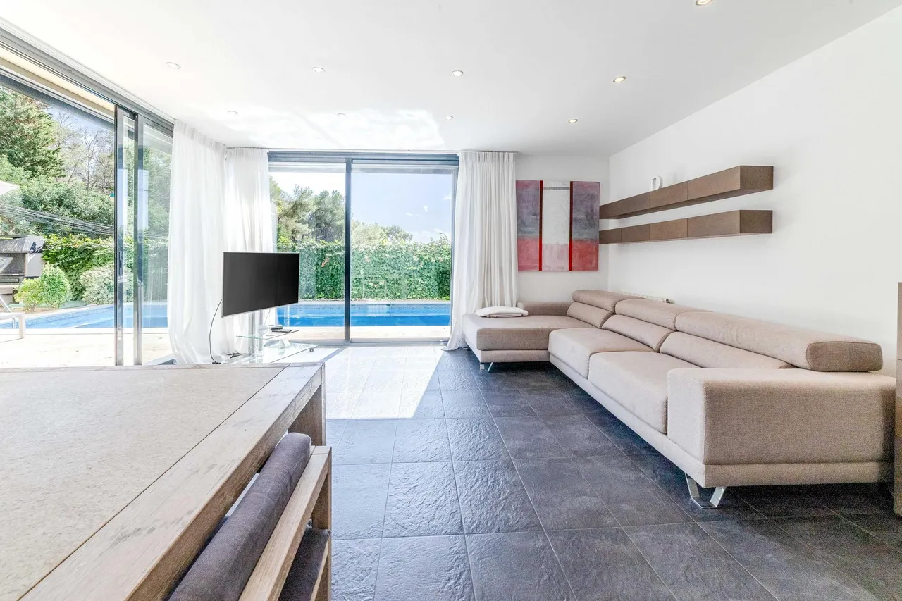 living - Casa / villa de 217m² con 190m² de jardín en venta en Vallpineda - gallery - 5