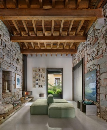 living - 133m² apartment for sale in Barri Vell, Girona - featured