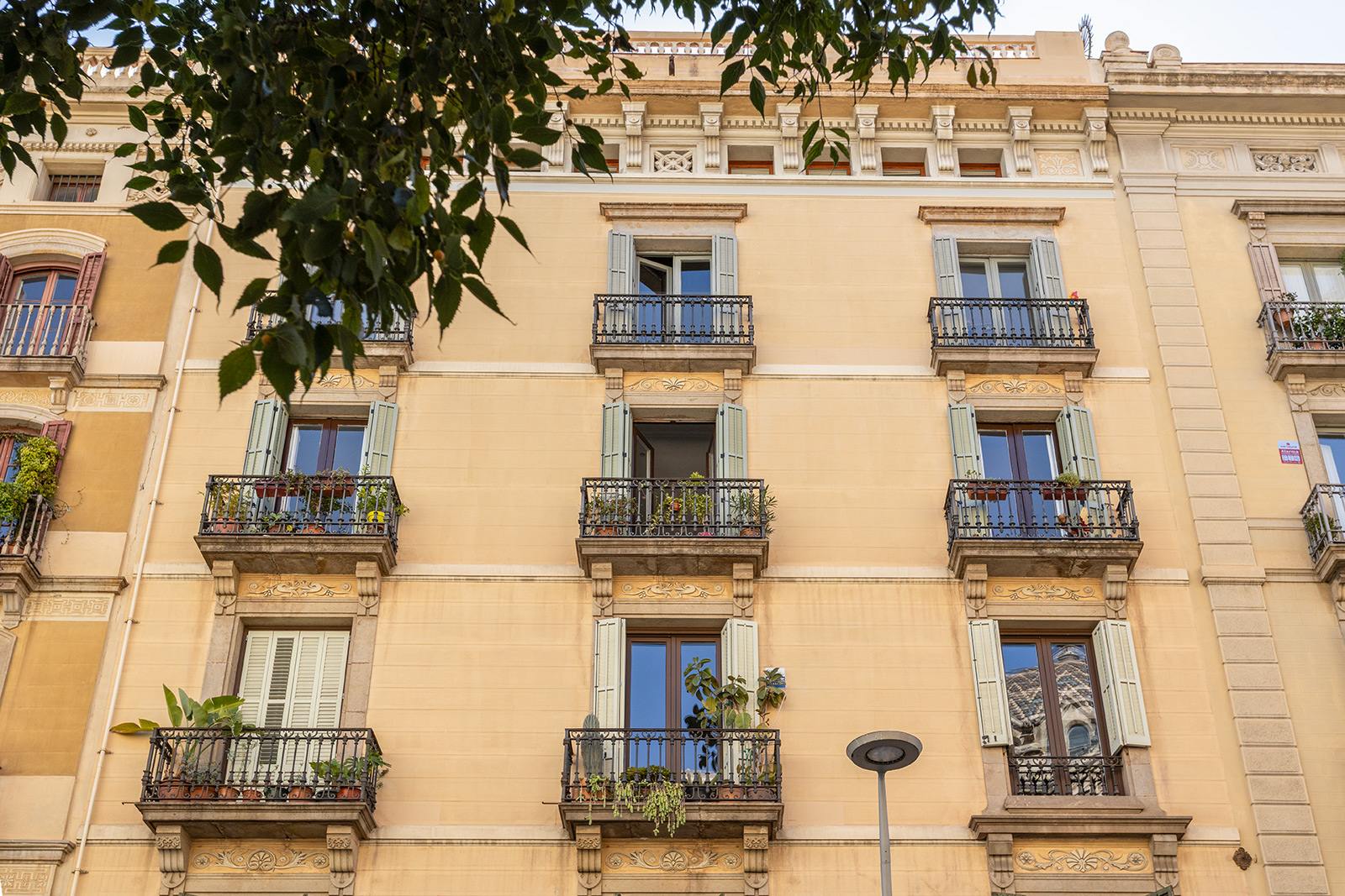 living - 315m² apartment with 187m² terrace for sale in Eixample Right - gallery thumbnail - 10