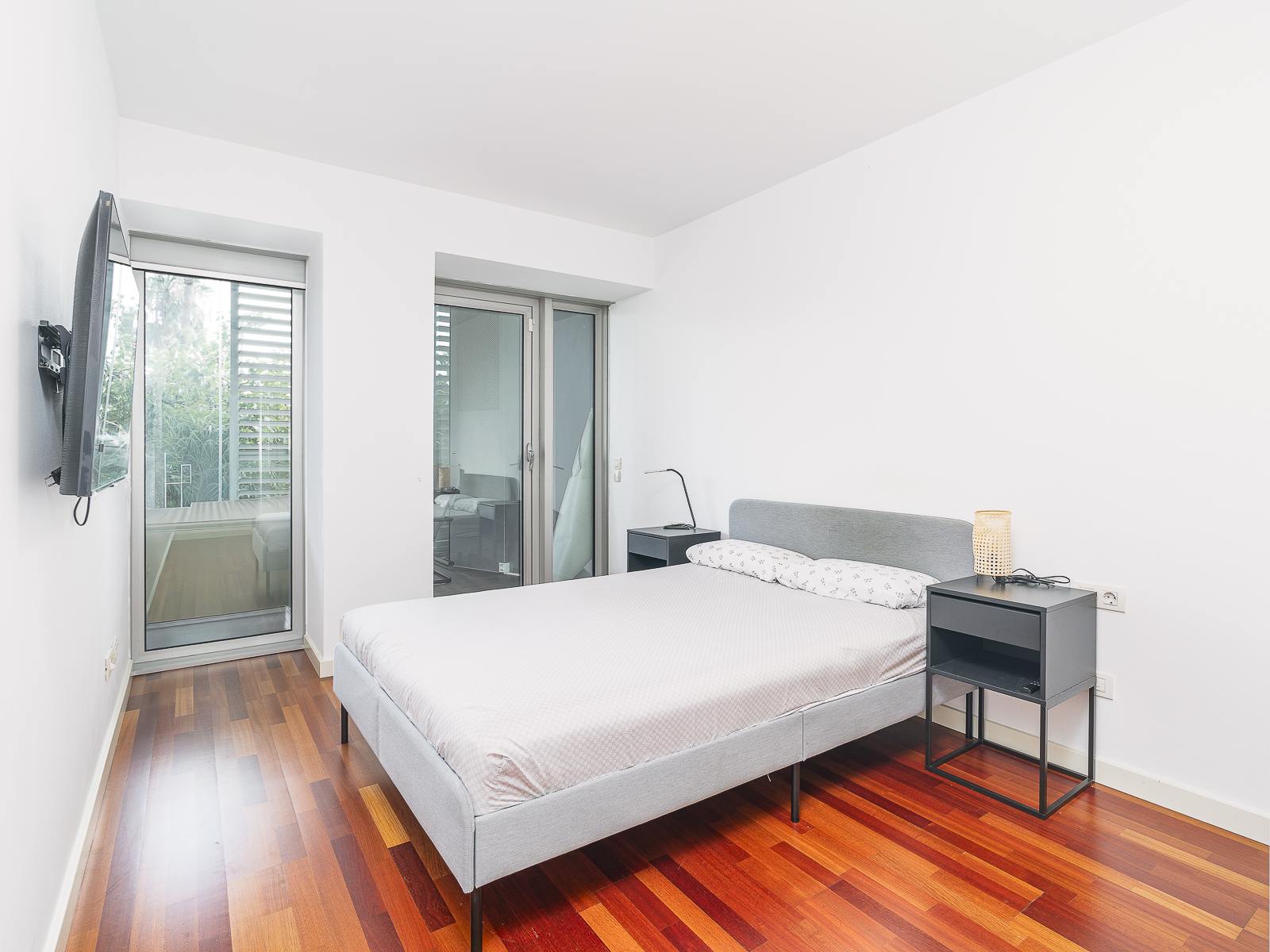 living - 84m² apartment with 31m² terrace for sale in Diagonal Mar - gallery thumbnail - 10