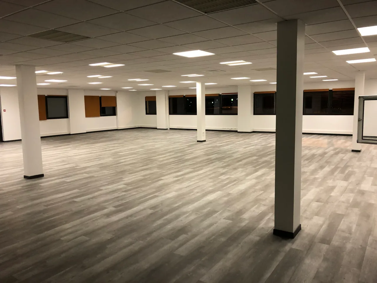 office - Bureaux À Louer - gallery - 4