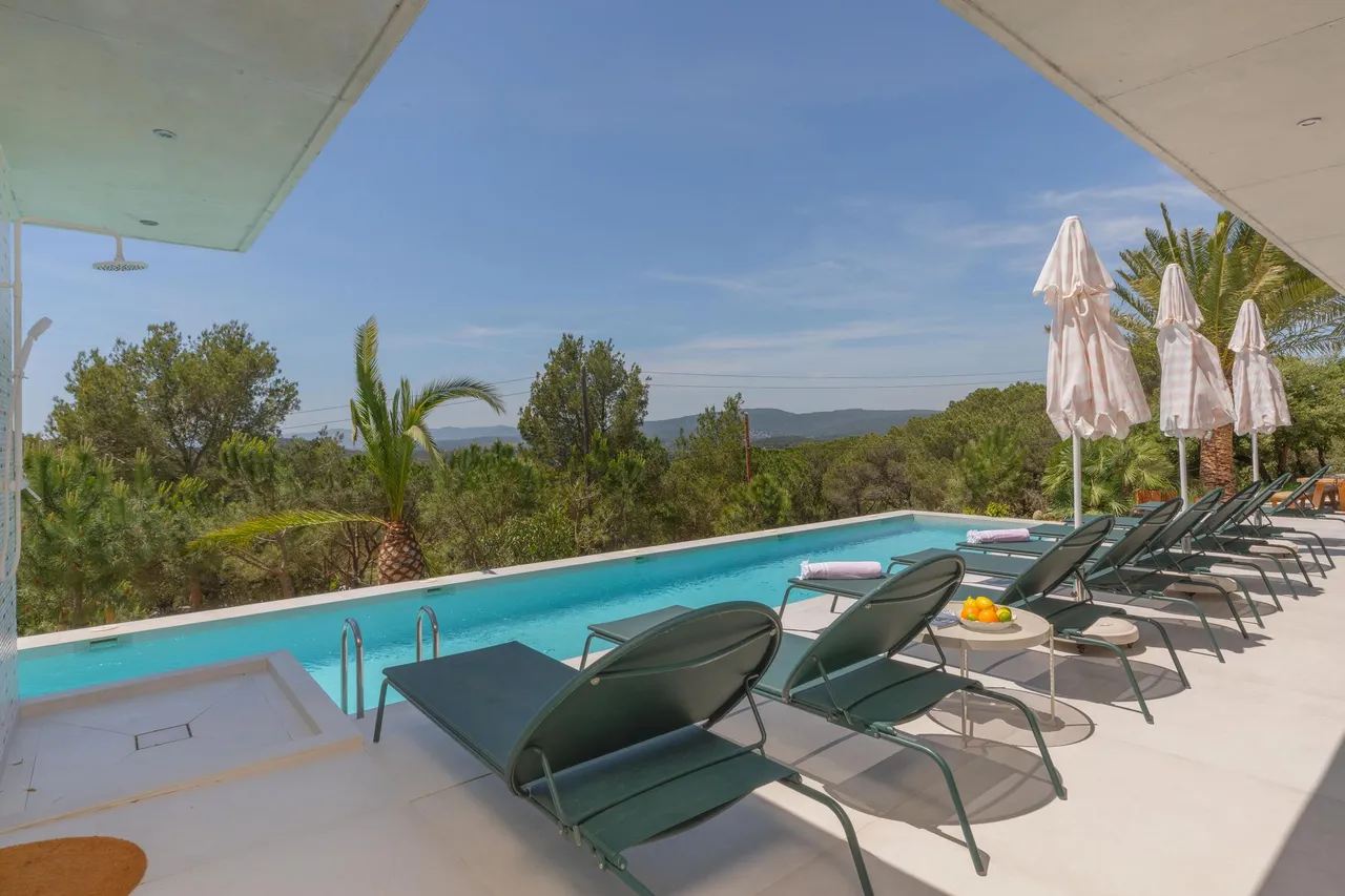living - Casa / villa de 459m² en venta en Calella de Palafrugell - gallery - 2