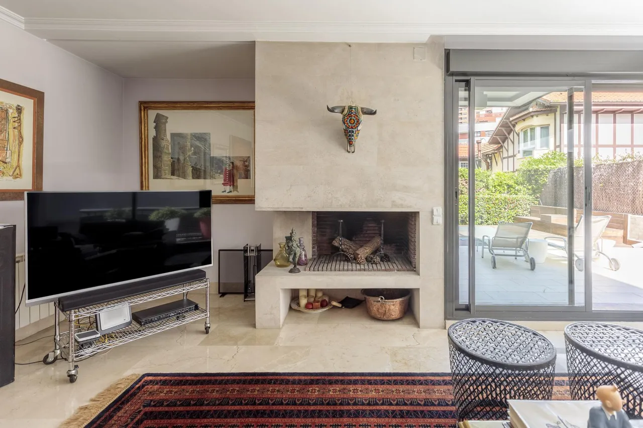 living - Casa / villa de 396m² con 140m² de jardín en venta en Arturo Soria - gallery - 5