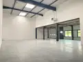 logistics - Activités / Bureaux À Louer - gallery thumbnail - 4