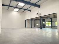 logistics - Activités / Bureaux À Louer - gallery thumbnail - 4