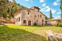 living - 1,642m² country house with 10,000m² garden for sale in El Gironés - gallery thumbnail - 6