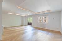 living - Piso de 218m² en venta en Almagro, Madrid - gallery thumbnail - 7