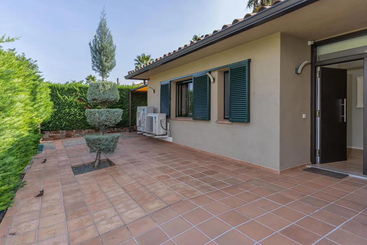 living - Casa / villa de 150m² en venta en Alt Empordà, Girona - gallery - 5