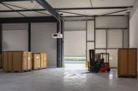 logistics - Local d’activités À Vendre - gallery thumbnail - 3