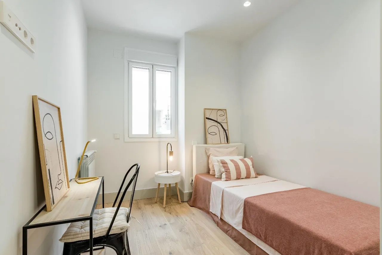 living - 171m² apartment for sale in Gaztambide, Madrid - gallery - 7
