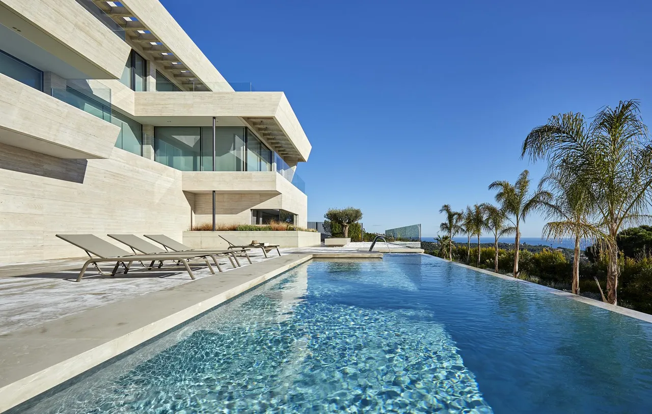 living - Casa / villa de 912m² en venta en Lloret de Mar - gallery - 2