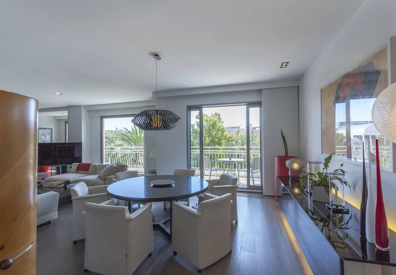 living - Piso de 298 m² en venta en Gran Vía, Valencia - gallery - 10
