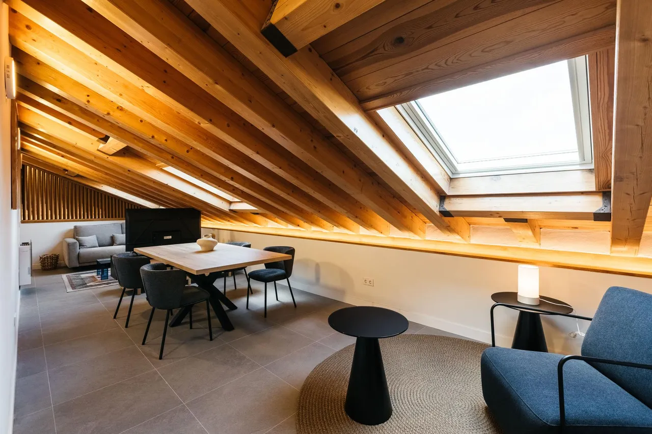living - Ático de 62m² en alquiler en La Latina, Madrid - gallery - 6
