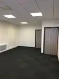 logistics - Activités / Bureaux À Louer - gallery thumbnail - 5
