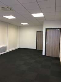logistics - Activités / Bureaux À Louer - gallery thumbnail - 5