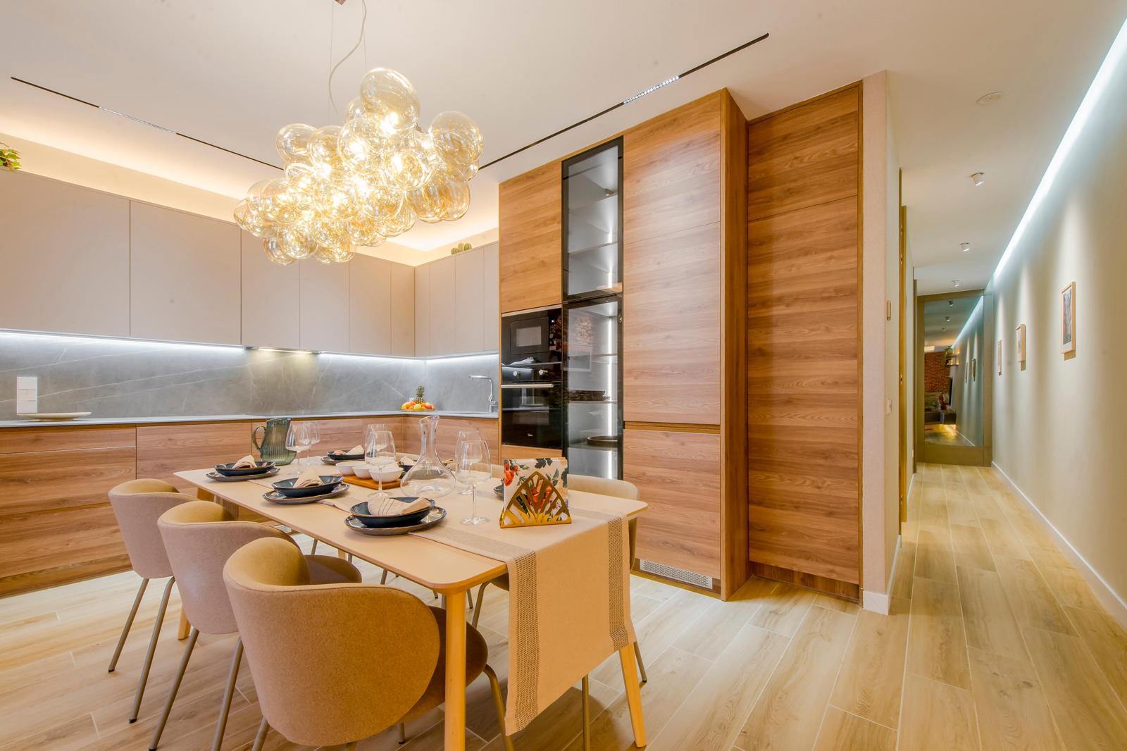 living - 113m² apartment for rent in Palacio, Madrid - gallery thumbnail - 3