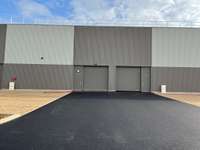 logistics - Activités / Bureaux À Vendre - gallery thumbnail - 2