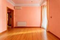 living - 253m² apartment for sale in Cortes / Huertas, Madrid - gallery thumbnail - 10