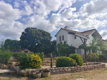 living - Casa rural de 578m² en venta en Sierra de Madrid, Madrid - featured