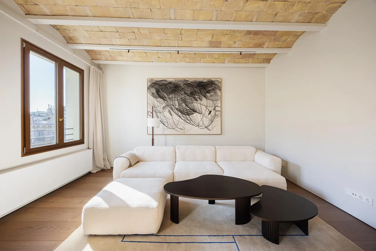 living - Piso de 142m² con 7m² terraza en venta en Eixample Derecho - gallery - 2