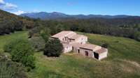 living - Casa rural de 805m² en venta en Alt Empordà, Girona - gallery thumbnail - 2