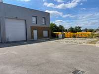 logistics - Activités / Bureaux À Louer - gallery thumbnail - 2