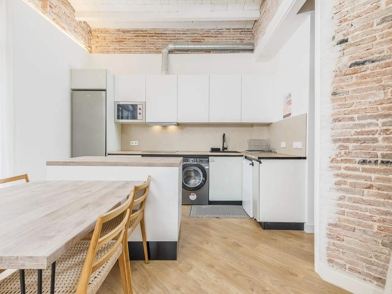 living - Piso de 95m² en venta en Eixample Derecho, Barcelona - gallery - 4