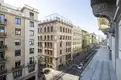 living - Piso de 90m² en alquiler en El Born, Barcelona - gallery thumbnail - 10