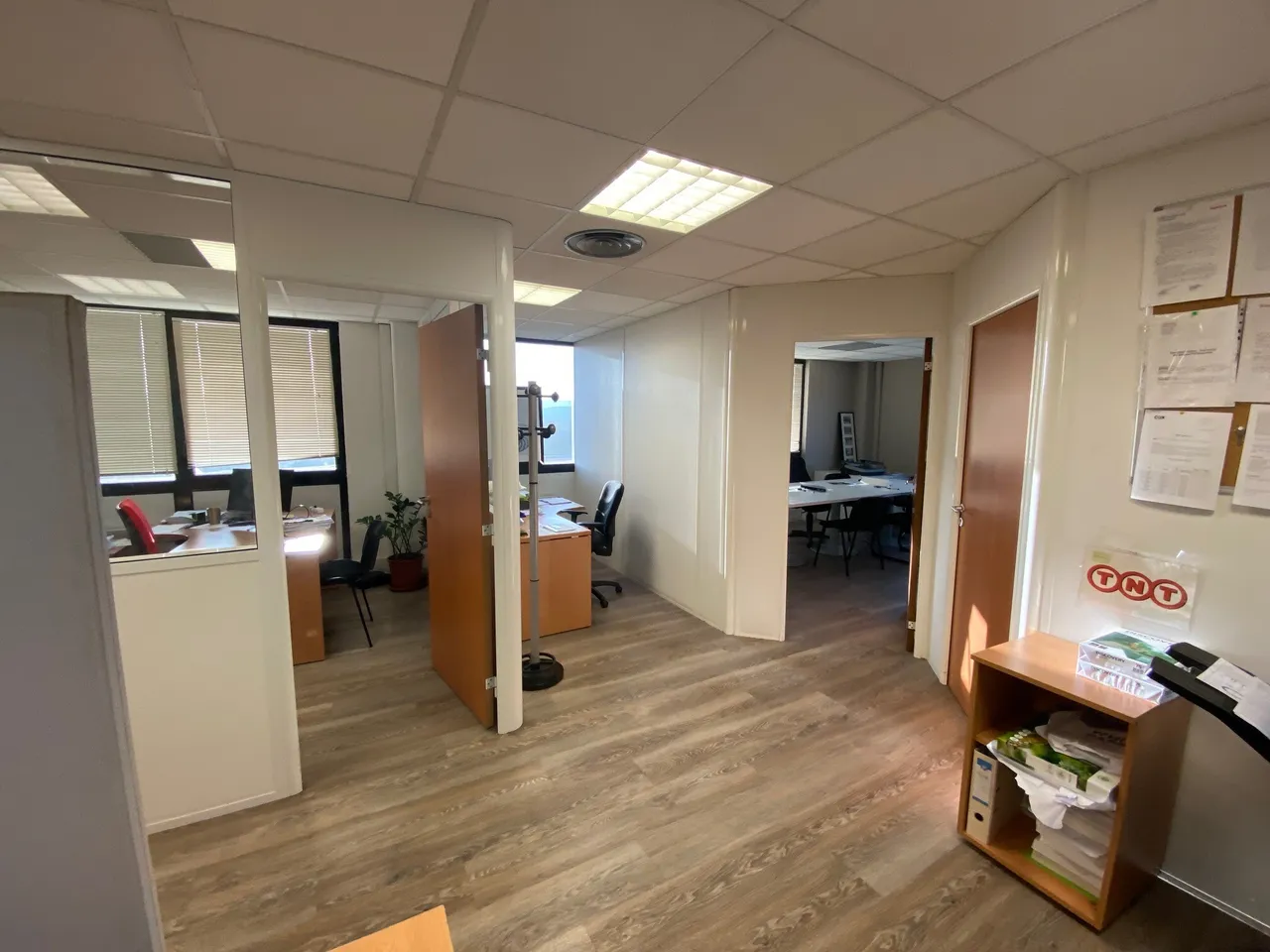 office - Offices For Rent - gallery - 6