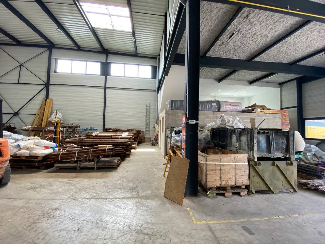 logistics - Activités / Bureaux À Louer - gallery - 3